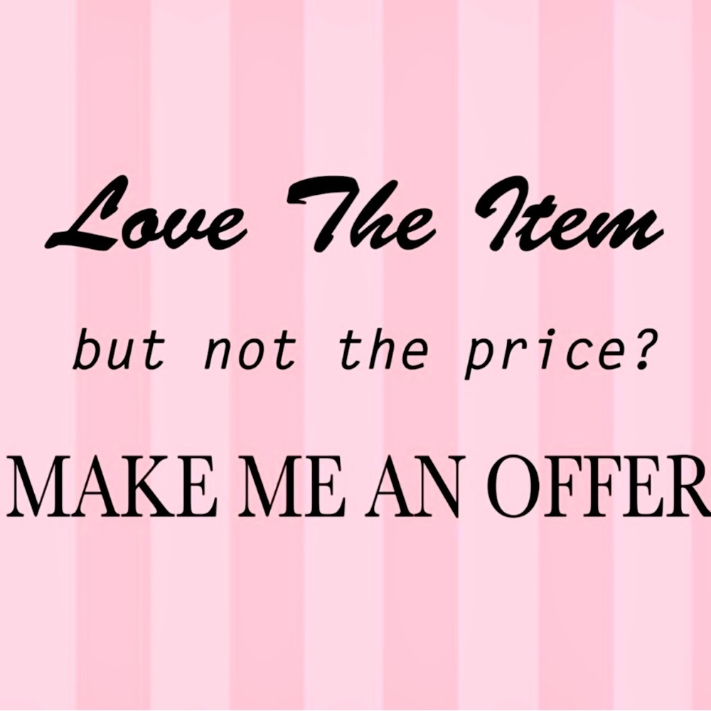 Love a closet item, but not the price? I am open to reasonable offers! 💝🐘😊